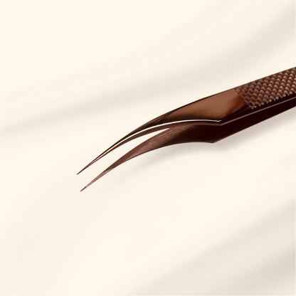CURVED ISOLATION TWEEZER