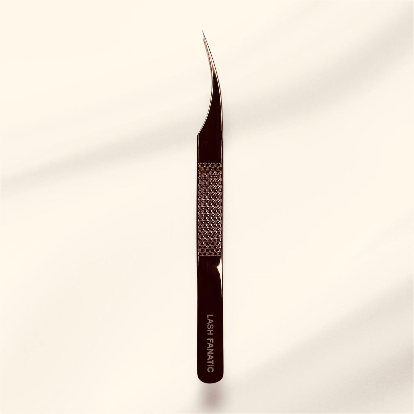 CURVED ISOLATION TWEEZER
