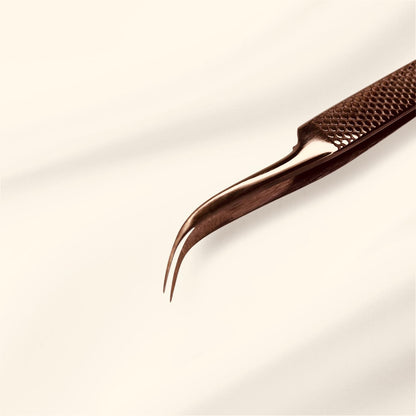 CURVED MULTIFUNCTIONAL TWEEZER