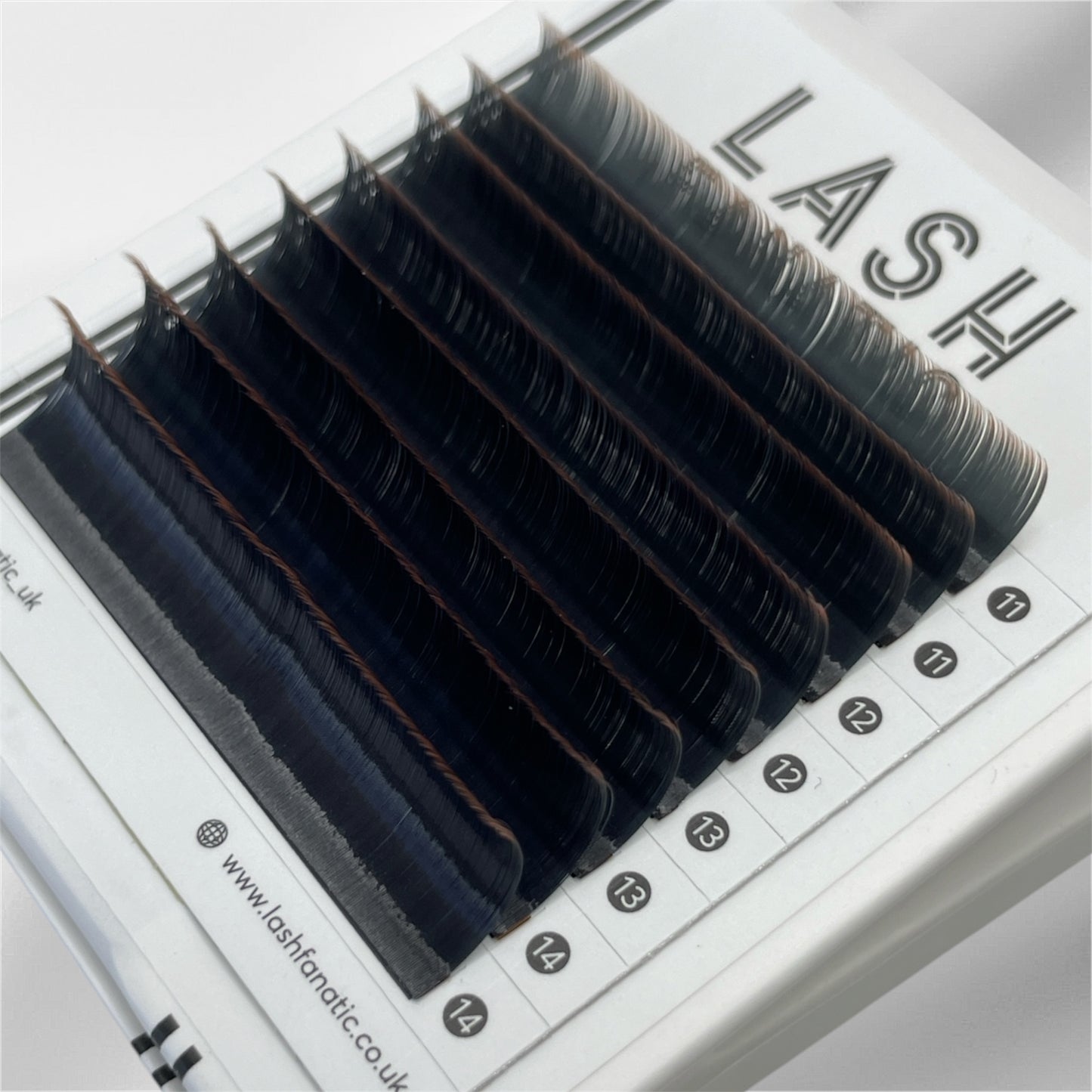 TWO TONE OMBRE BROWN ENDS LASHES