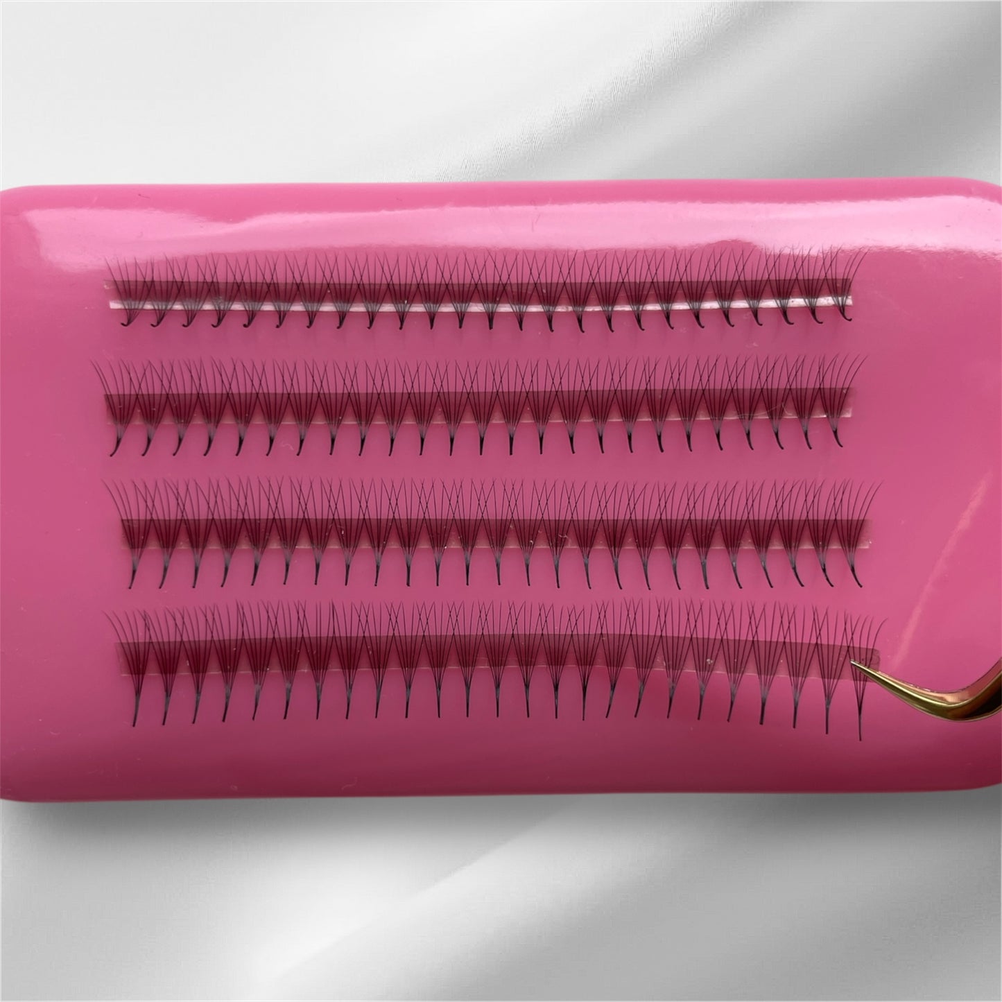 16D 0.03 PREMADE LASH FANS (APPROX 1100 FANS)