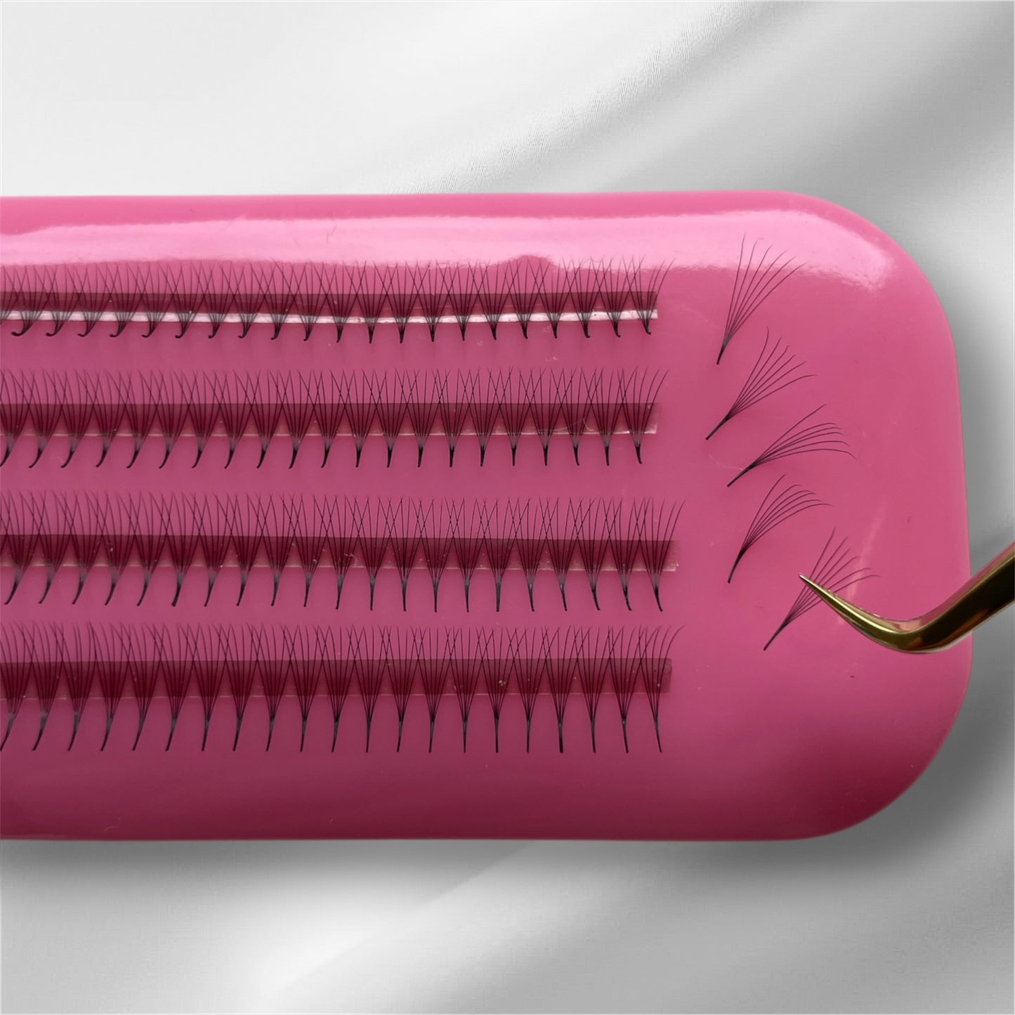 6D 0.05 PREMADE LASH FANS (APPROX 1100 FANS)