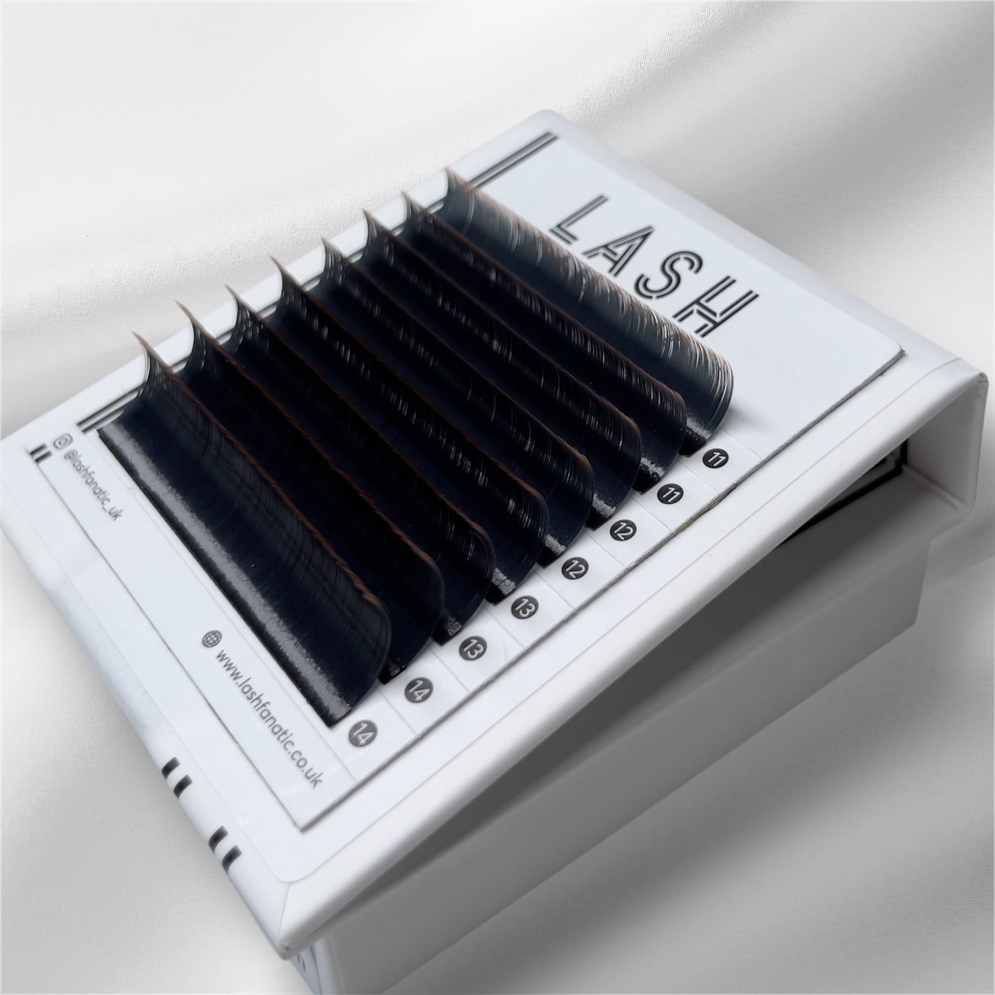 TWO TONE OMBRE BROWN ENDS LASHES